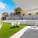 Hostdomus-la Casa Degli Artisti-michelangelo-giotto-raffaello Marina dʼAndora