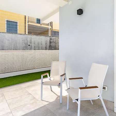 Hostdomus-la Casa Degli Artisti-michelangelo-giotto-raffaello