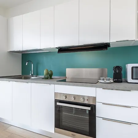 Hostdomus-la Casa Degli Artisti-michelangelo-giotto-raffaello * Marina dʼAndora