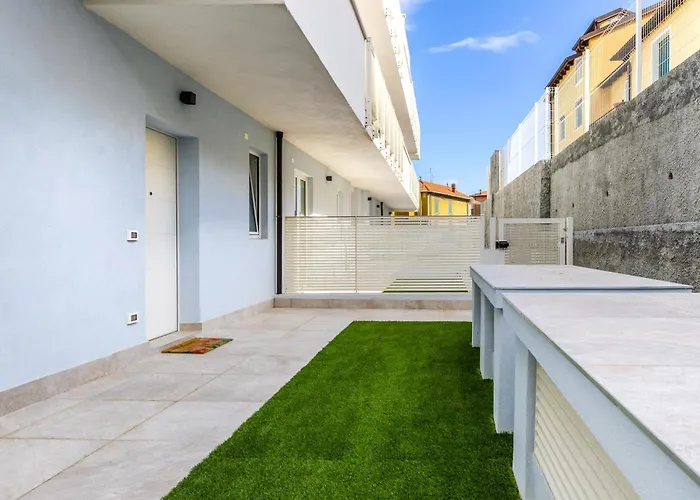 Hostdomus-la Casa Degli Artisti-michelangelo-giotto-raffaello Lägenhet Marina dʼAndora